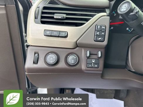 Used 2020 GMC Yukon XL Denali w/ Denali Ultimate Package image 16