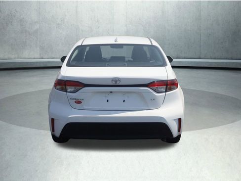 Used 2025 Toyota Corolla LE FWD image 10