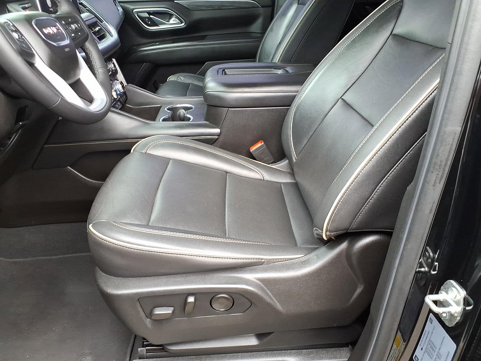 Certified 2021 GMC Yukon XL SLT AWD/4WD image 15