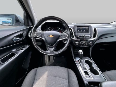 Used 2019 Chevrolet Equinox LT w/ LPO, Cargo Package FWD image 6
