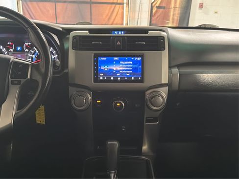 Used 2014 Toyota 4Runner SR5 Premium RWD image 17