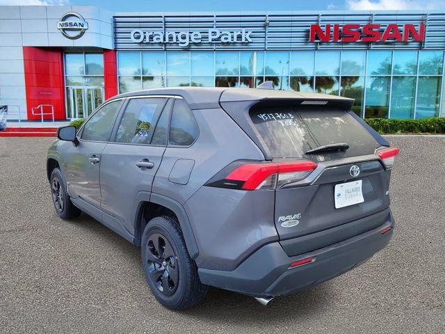 Used 2025 Toyota RAV4 LE FWD image 3