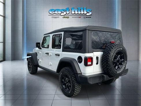 Certified 2022 Jeep Wrangler Unlimited Sport image 5