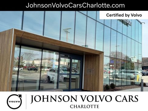 Used 2025 Volvo V60 B5 Cross Country Plus AWD/4WD image 9