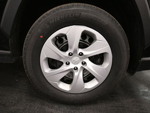 Certified 2024 Toyota RAV4 LE image 28