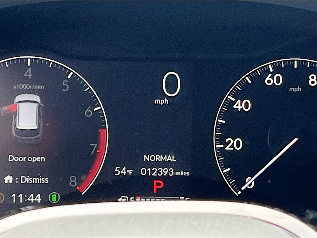 Used 2025 Honda Pilot Touring image 12