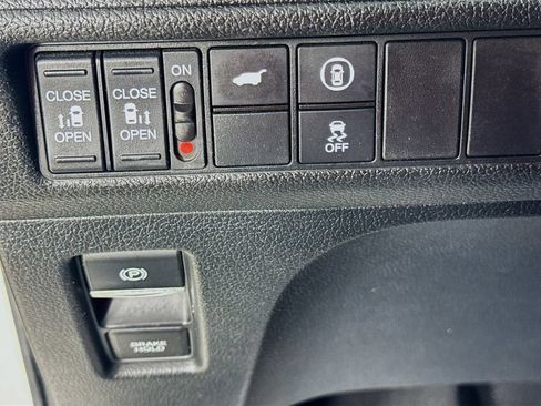 Certified 2023 Honda Odyssey EX-L image 13