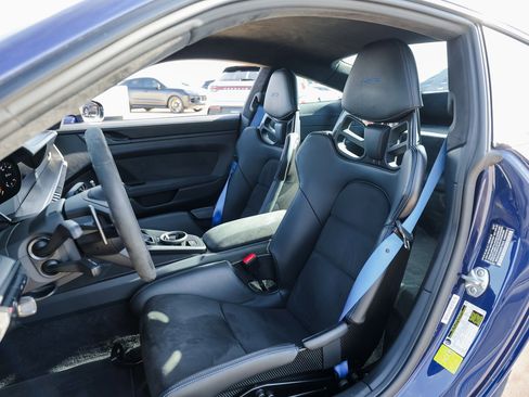 Certified 2022 Porsche 911 GT3 image 5