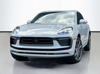 New 2026 Porsche Macan AWD/4WD video 1