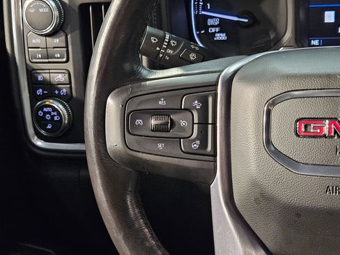 Used 2020 GMC Sierra 1500 SLT w/ SLT Premium Plus Package AWD/4WD image 29