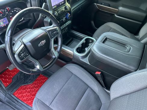 Used 2021 Chevrolet Silverado 1500 LT Trail Boss image 10