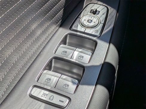 New 2025 Hyundai Elantra Blue image 26