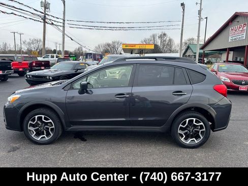 Used 2017 Subaru Crosstrek 2.0i Premium w/ Moonroof Package AWD/4WD image 19