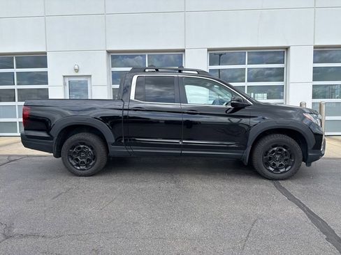 Certified 2024 Honda Ridgeline RTL+ image 3