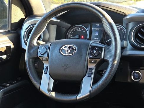 Used 2023 Toyota Tacoma TRD Off-Road AWD/4WD image 14