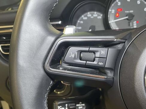 Certified 2026 Porsche Macan AWD/4WD image 42