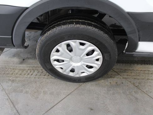 Used 2023 Ford Transit 350 XLT image 57