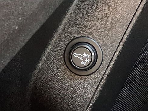 Used 2024 Chevrolet Equinox RS image 11