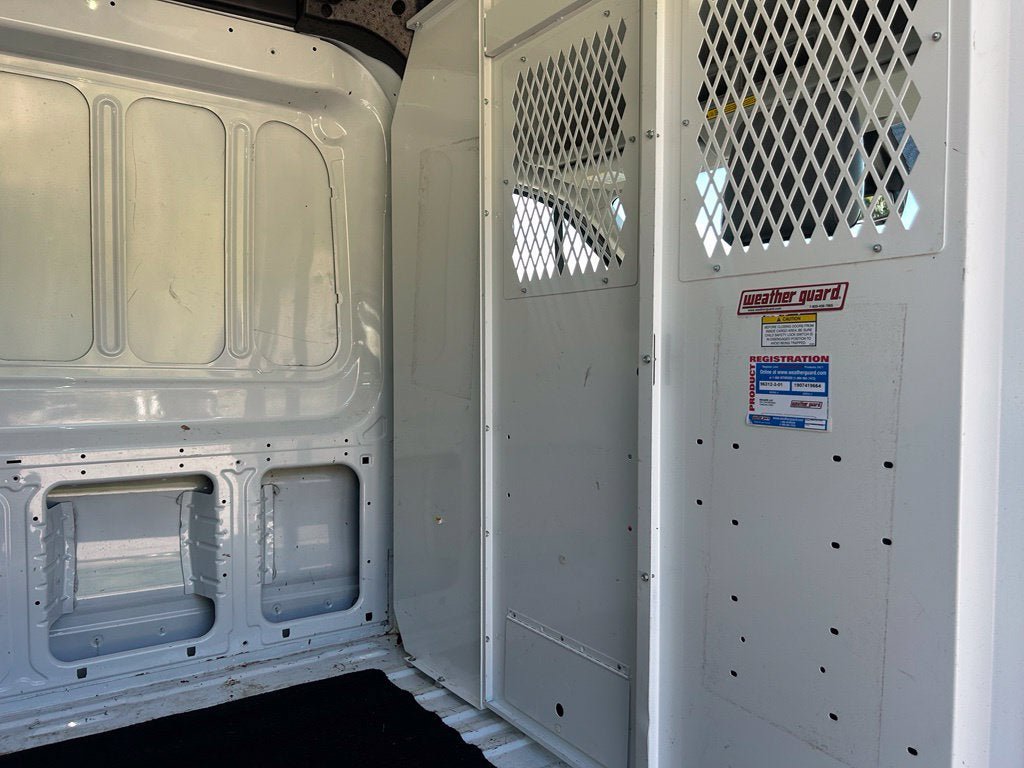 Used 2018 Ford Transit 250 148 Medium Roof RWD image 25