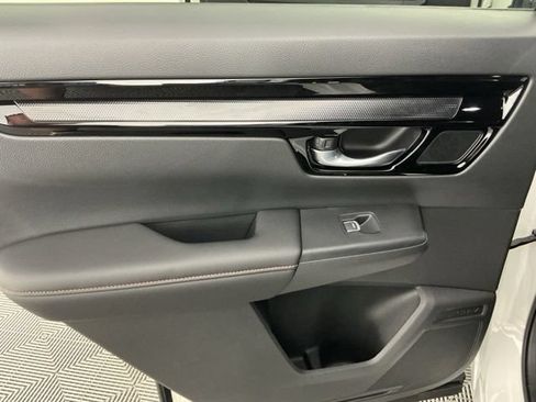 Used 2026 Honda CR-V Sport Touring image 9