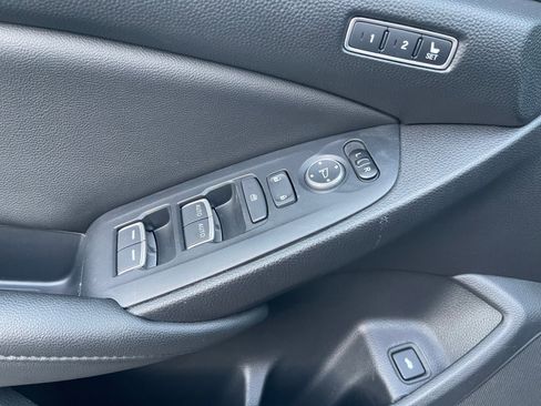 Used 2020 Honda Accord Touring image 19