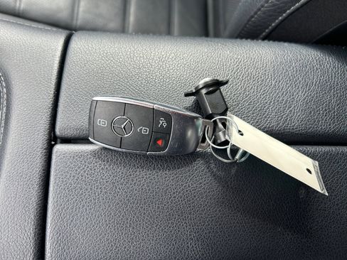 Certified 2020 Mercedes-Benz GLE 580 580 4MATIC image 31