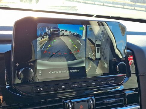 New 2025 Nissan Pathfinder SL w/ Lighting Package (N92) image 13