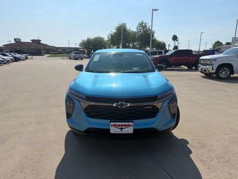 New 2026 Chevrolet Trax RS w/ Driver Confidence Package FWD image 3