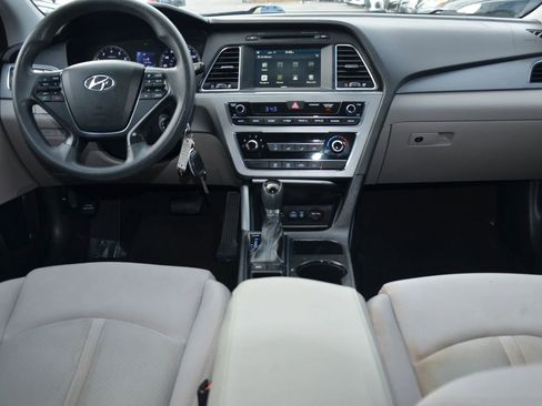 Used 2016 Hyundai Sonata SE w/ Cargo Package image 37