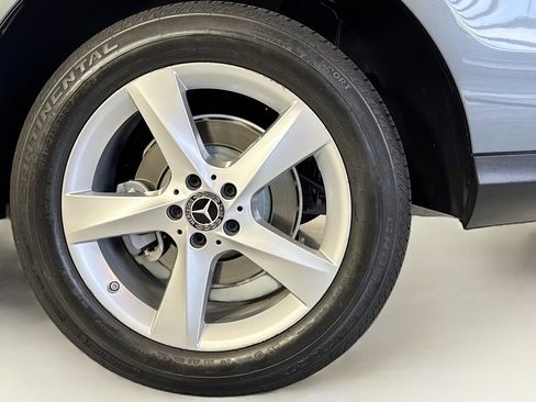 Used 2018 Mercedes-Benz GLE 350 4MATIC image 30
