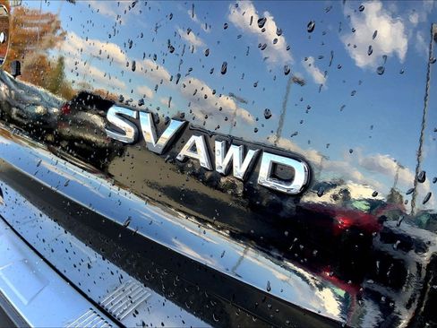 Used 2021 Nissan Rogue SV image 16