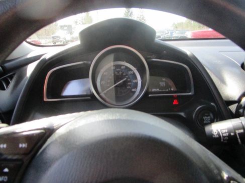 Used 2017 Toyota Yaris iA image 8