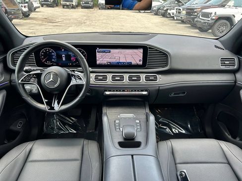 Used 2025 Mercedes-Benz GLE 350 4MATIC w/ AMG Line Exterior image 30