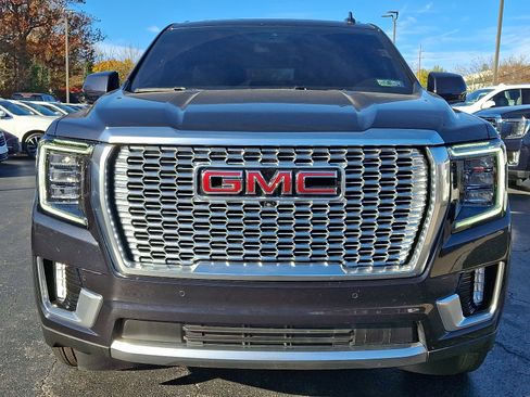 Used 2024 GMC Yukon Denali image 2