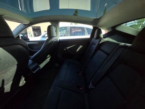 Used 2025 Tesla Model Y Performance AWD/4WD image 7