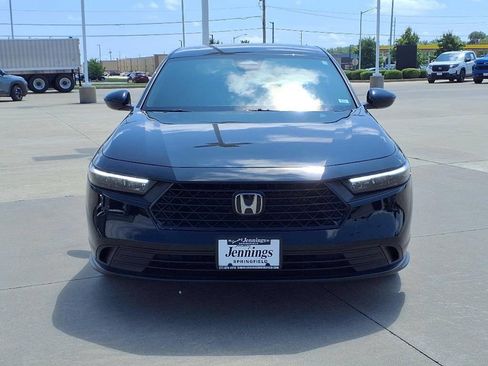 Used 2023 Honda Accord Sport image 8