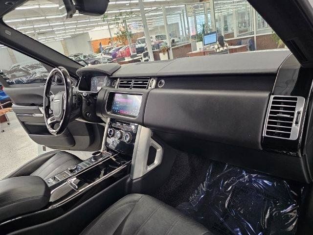 Used 2017 Land Rover Range Rover Supercharged AWD/4WD image 9