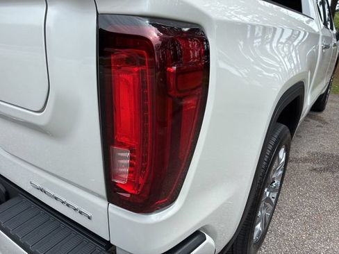 Used 2025 GMC Sierra 1500 Denali w/ Denali Reserve Package AWD/4WD image 14