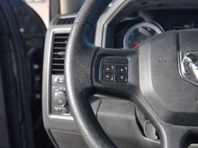 Used 2015 RAM 1500 Express AWD/4WD image 19