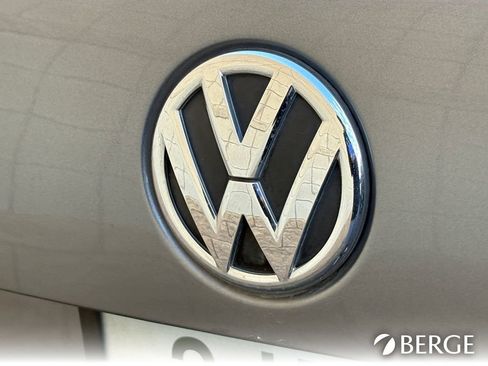 Used 2013 Volkswagen Passat TDI SEL Premium image 10