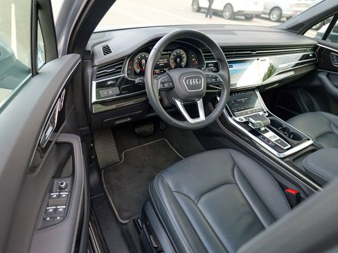 Used 2025 Audi Q7 3.0T Premium Plus AWD/4WD image 16