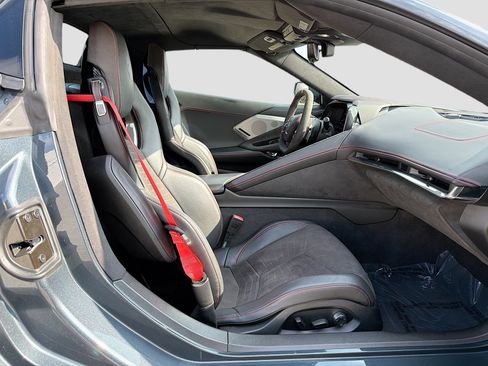 Used 2020 Chevrolet Corvette Stingray Premium Conv w/ 3LT Preferred Equipment Group image 15