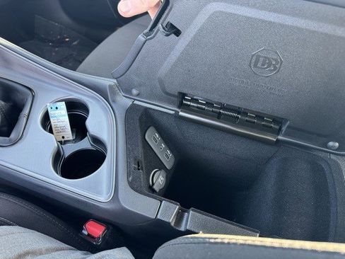 Used 2023 Dodge Challenger R/T w/ Blacktop Package image 22