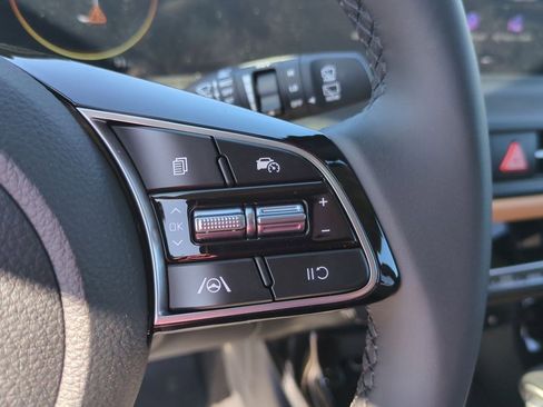 New 2026 Kia Seltos EX image 12