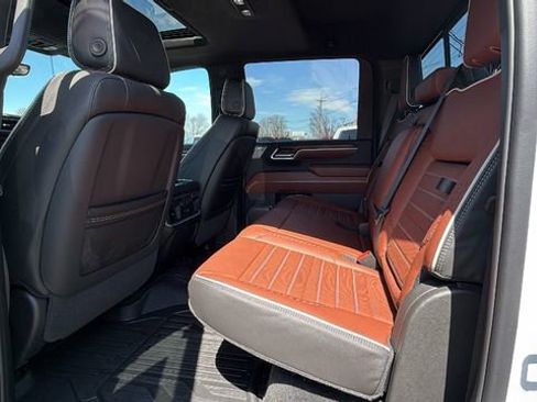 New 2026 GMC Sierra 3500 Denali Ultimate AWD/4WD image 39