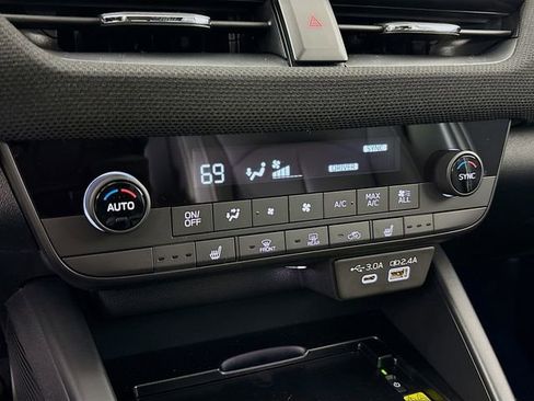 New 2026 Subaru Outback Limited image 16