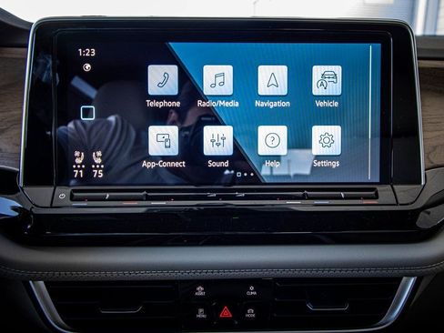 New 2026 Volkswagen Atlas SE image 4