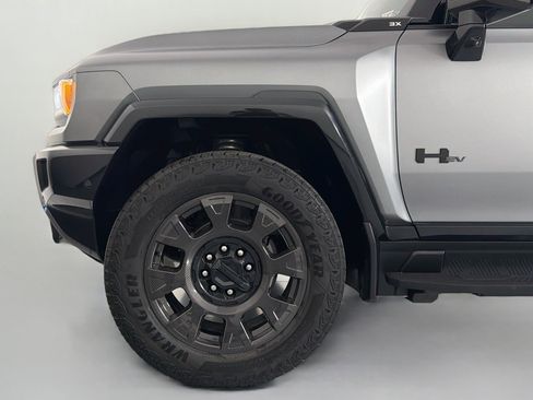 Used 2026 GMC Hummer EV 3X w/ Carbon Fiber Edition Package AWD/4WD image 10