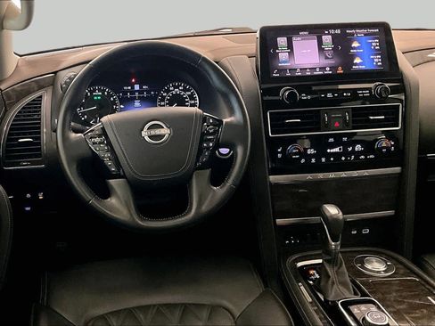 Used 2024 Nissan Armada Platinum w/ Captain's Chairs Package RWD image 16