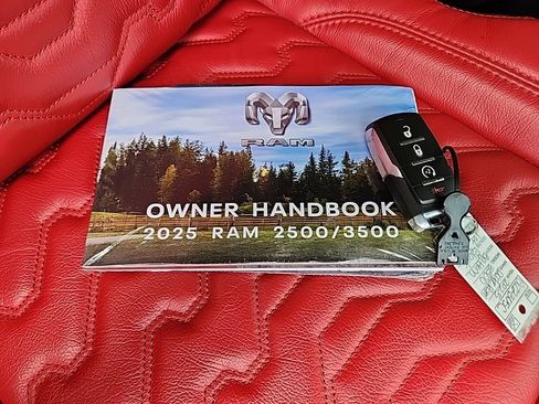 Used 2025 RAM 3500 Big Horn AWD/4WD image 42